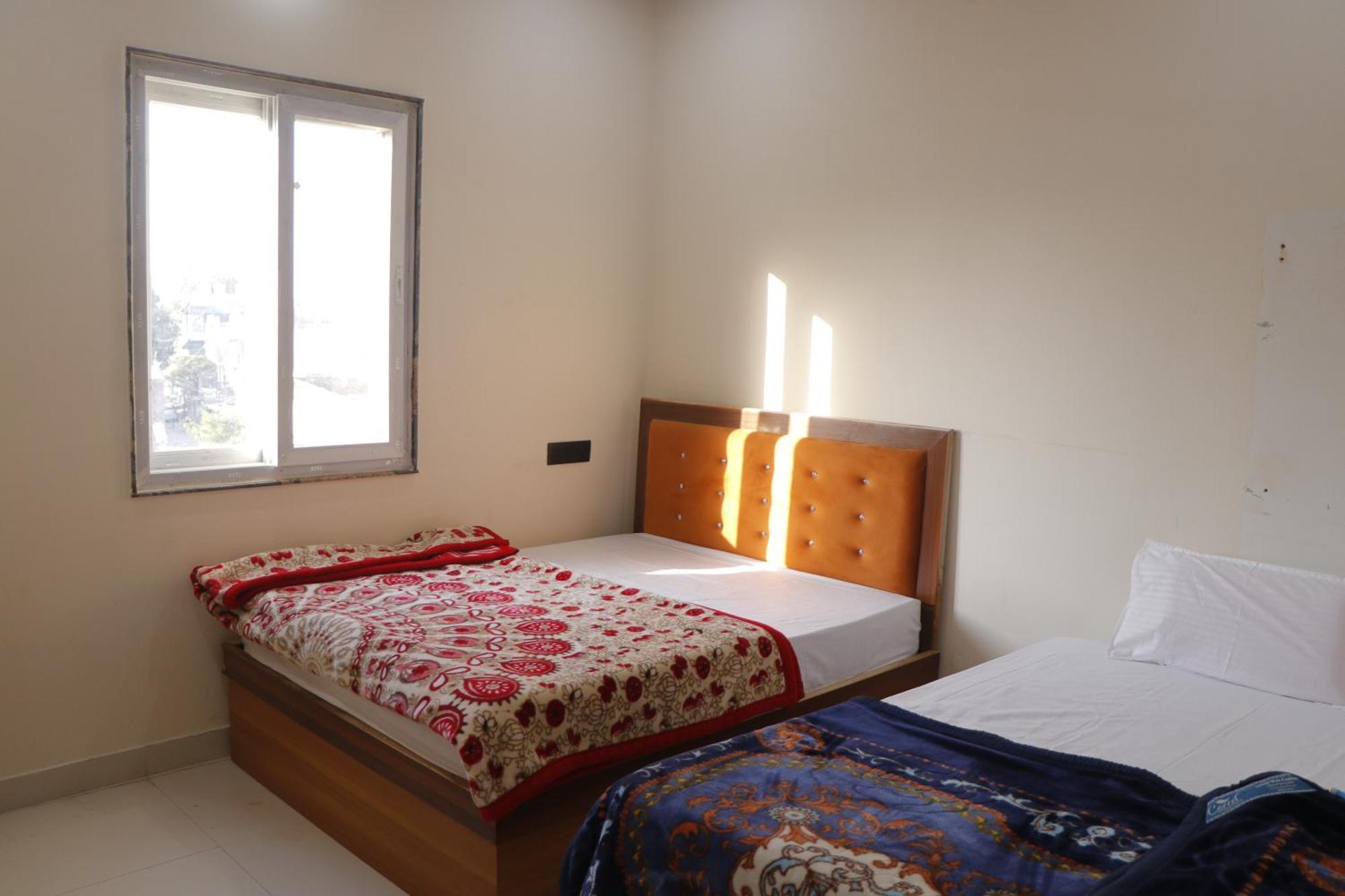 Dolphin Guest House Mathura Exterior foto